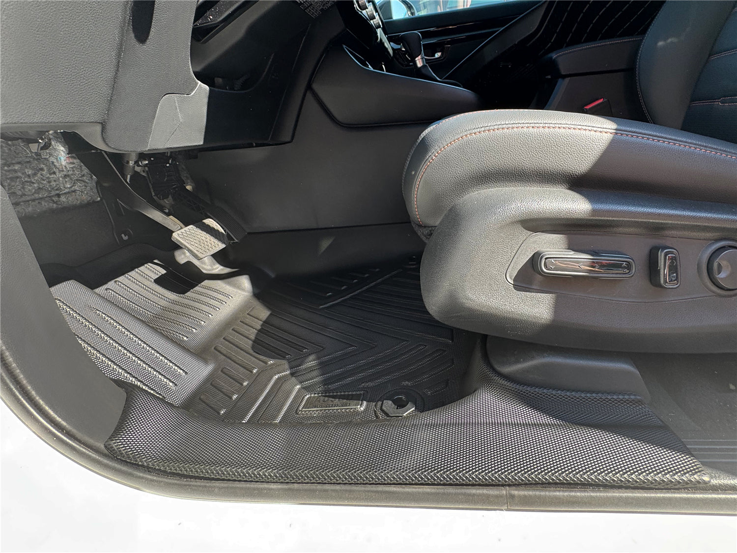 Ausgo 4WD USA All-Weather Custom Fit Floor Mats for Honda CR-V 2023-2025